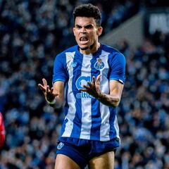 Newcastle insistiría por Luis Díaz