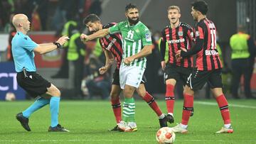 Fekir, antes de ser expulsado.