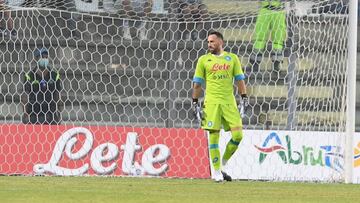 Napoli confía en Ospina y escucha ofertas por Meret