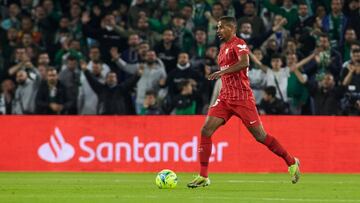 Fernando, durante el derbi.