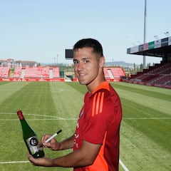 Izeta: “Para el Oviedo el ascenso es una obligación y para nosotros un sueño”