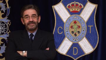 S/C DE TENERIFE 02/02/2000 ENTREVISTA A JAVIER PEREZ PEREZ PRESIDENTE DEL C.D.TENERIFE .