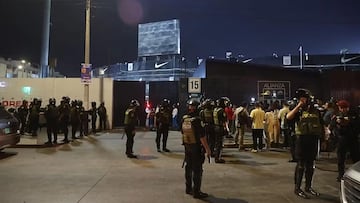 Más de 60 heridos tras desplome de muro en estadio de Alianza Lima