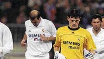 <b>EXAMEN</B>. El Bernabéu enjuiciará hoy todo lo que está en duda: Hierro, el doble pivote, la forma física y Del Bosque