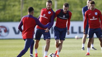 Jagielka to miss Malta and Slovenia qualifiers