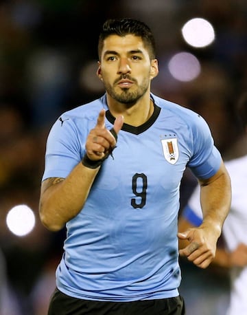 Delantero: Luis Suárez, Uruguay