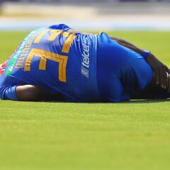 ¡Julián Quiñones al quirófano!