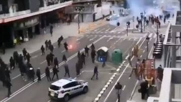 Identificados y multados 56 ultras del Barça de la pelea en Mestalla