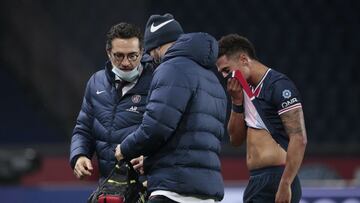 Thilo KEHRER (PSG) on the floor, received cares during the French championship Ligue 1 football match between Paris Saint-Germain and Stade Rennais on November 7, 2020 at Parc des Princes stadium in Paris, France - Photo Stephane Allaman / DPPI
 AFP7 
 07