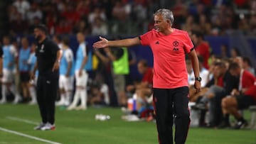 Mou sobre la ICC: "No pagaría para ver a estos equipos"