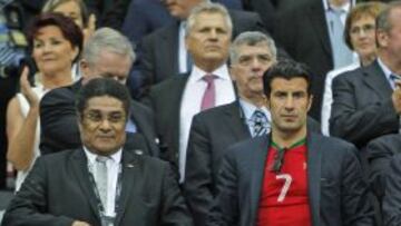 Eusebio recibe el alta médica y regresará hoy mismo a Lisboa