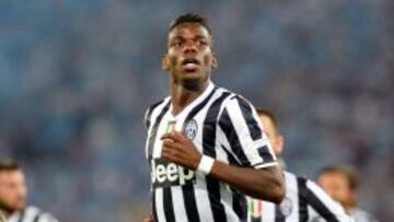 Paul Pogba fue uno de los jugadores que sufrieron c&aacute;nticos racistas.