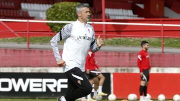 Martí: "Tenemos más cosas que hacer además de ganar al Oviedo"