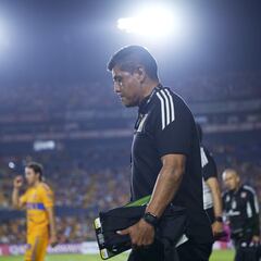 Marco Ruiz: “Me hubiera gustado llevarnos más goles de ventaja”