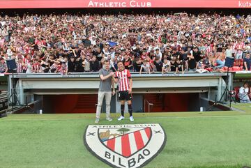 La presentación de Ander Herrera en su vuelta a San Mamés