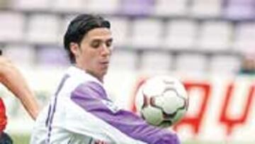 <b>TÁNDEM LETAL.</b> Torres Gómez y Fernando Sales forman una pareja letal por la banda derecha.