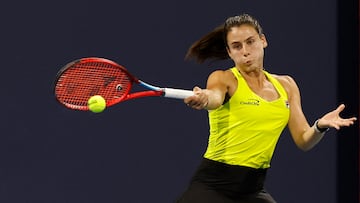 Mar 25, 2024; Miami Gardens, FL, USA; Emma Navarro (USA) hits a forehand against Jessica Pegula (USA) (not pictured) on day eight of the Miami Open at Hard Rock Stadium. Mandatory Credit: Geoff Burke-USA TODAY Sports