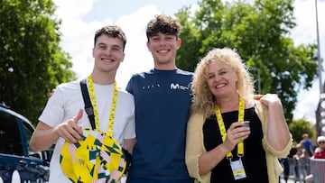 08/07/25
IVAN ROMEO Y FAMILIA
ETAPA 4 : AMIENS - ROUEN
TOUR DE FRANCIA 2025
CICLISMO 24/25
PUBLICADA 09/07/25 NA MA24 3COL