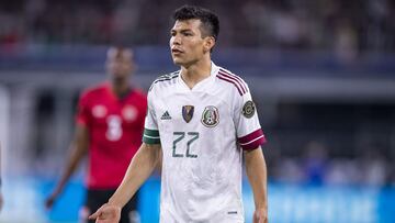 Hirving Lozano durante un partido con la Selecci&oacute;n Mexicana