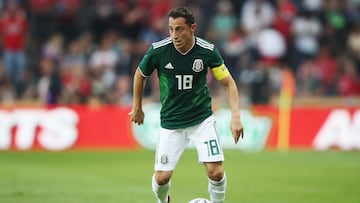 “In Mexico, they see me as a dinosaur” - Andrés Guardado