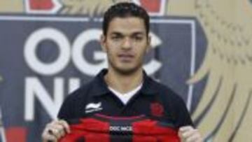 Ben Arfa durante su presentación con el Niza.