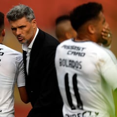 Ortiz da sus primeras definiciones: el rol de Vidal y un ‘9′ juvenil