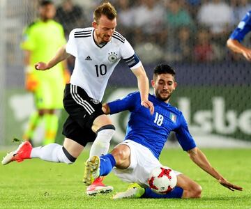 Ganador de la Eurocopa sub-21 en 2017 y tras diez temporadas en el Wolfsburgo llega en el zenit de su carrera.