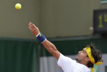Saque del jugador italiano, Fabio Fognini.