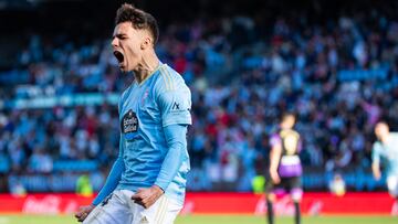 Gabri Veiga, jugador del Celta, celebra su segundo gol ante el Valladolid.