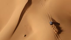 El desierto se impone y desata el caos para Carlos Sainz