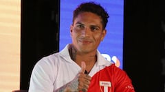 Guerrero llega a Buenos Aires para trabajar con Gareca