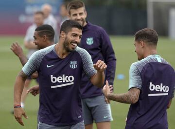 Luis Suarez and Coutinho in today's session.