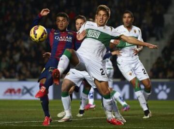 Mario Pasalic con Rafinha.