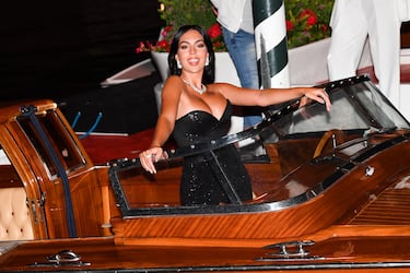Georgina Rodríguez llega al Excelsior durante el 77.º Festival de Cine de Venecia el 3 de septiembre de 2020 en Venecia, Italia.