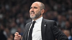 Real Madrid�s coach Chus Mateo reacts during the Euroleague basketball quarter-final match between Partizan Belgrade and Real Madrid at the �Stark Arena� in Belgrade on May 4, 2023. (Photo by ANDREJ ISAKOVIC / AFP)