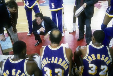 Jordan, Shaq, Harden... The players who led to NBA rule changes