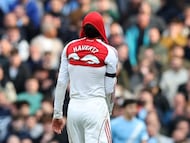 Soccer Football - Premier League - Manchester City v Arsenal - Etihad Stadium, Manchester, Britain - April 19, 2026 Arsenal's Kai Havertz reacts after missing a chance to score REUTERS/Scott Heppell EDITORIAL USE ONLY. NO USE WITH UNAUTHORIZED AUDIO, VIDEO, DATA, FIXTURE LISTS, CLUB/LEAGUE LOGOS OR 'LIVE' SERVICES. ONLINE IN-MATCH USE LIMITED TO 120 IMAGES, NO VIDEO EMULATION. NO USE IN BETTING, GAMES OR SINGLE CLUB/LEAGUE/PLAYER PUBLICATIONS. PLEASE CONTACT YOUR ACCOUNT REPRESENTATIVE FOR FURTHER DETAILS..