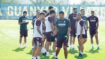 01/10/19 ENTRENAMIENTO VILLARREAL 
JESUS UNANUA ENTRENADOR PORTEROS