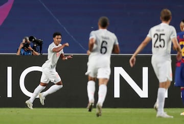 Gnabry puso el 1-3 en el marcador.