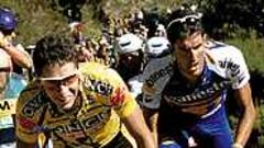 ATACANTE. Carlos Sastre, al que vemos con Chava, lo ha intentado en varias ascensiones de esta Vuelta.