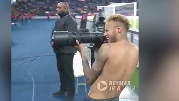 Fue tal la exhibición de Mbappé que Neymar hizo esto: vaya show