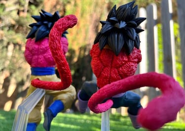 Goku y Vegeta (SSJ4) combinados en estas bestiales figuras, ¿su mejor transformación?