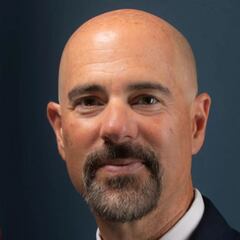 Así es Terrance Cole, el nuevo líder de la DEA que ha declarado la guerra al Cártel de Sinaloa y CJNG