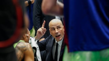 Joan Peñarroya, durante el partido entre CB Breogán y FC Barcelona este domingo.