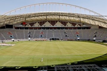 Acogerá partidos hasta los cuartos de final y el duelo por el tercer lugar. Construido en 1976, el estadio ha recibido eventos históricos como los Juegos Asiáticos, la Copa del Golfo y la Copa Asiática de la AFC. En 2019 acogió el Mundial de Atletismo, además de varios partidos de la Copa Mundial de Clubes de la FIFA™. El estadio fue remodelado de cara a Qatar 2022.