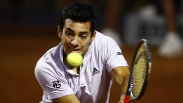El chileno cayó en la primera ronda del Masters 1000 de Cincinnati, que se juega en Nueva York. No pudo ante el esloveno Aljaz Bedene. 'Gago' mostró problemas físicos.
