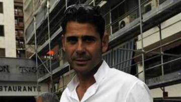 Hierro, saliendo ayer del Txistu.