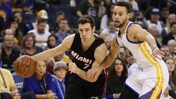 Los Warriors sin brillo pero ganan a Miami Heat; Curry, 24+8+9
