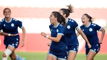 Sonia Majarín vuela en su ‘Séneca’, cedida por el Atlético en el Levante Badalona.