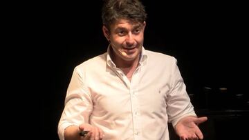 Muere a los 42 años el presentador Pablo Herreros por culpa de un cáncer.